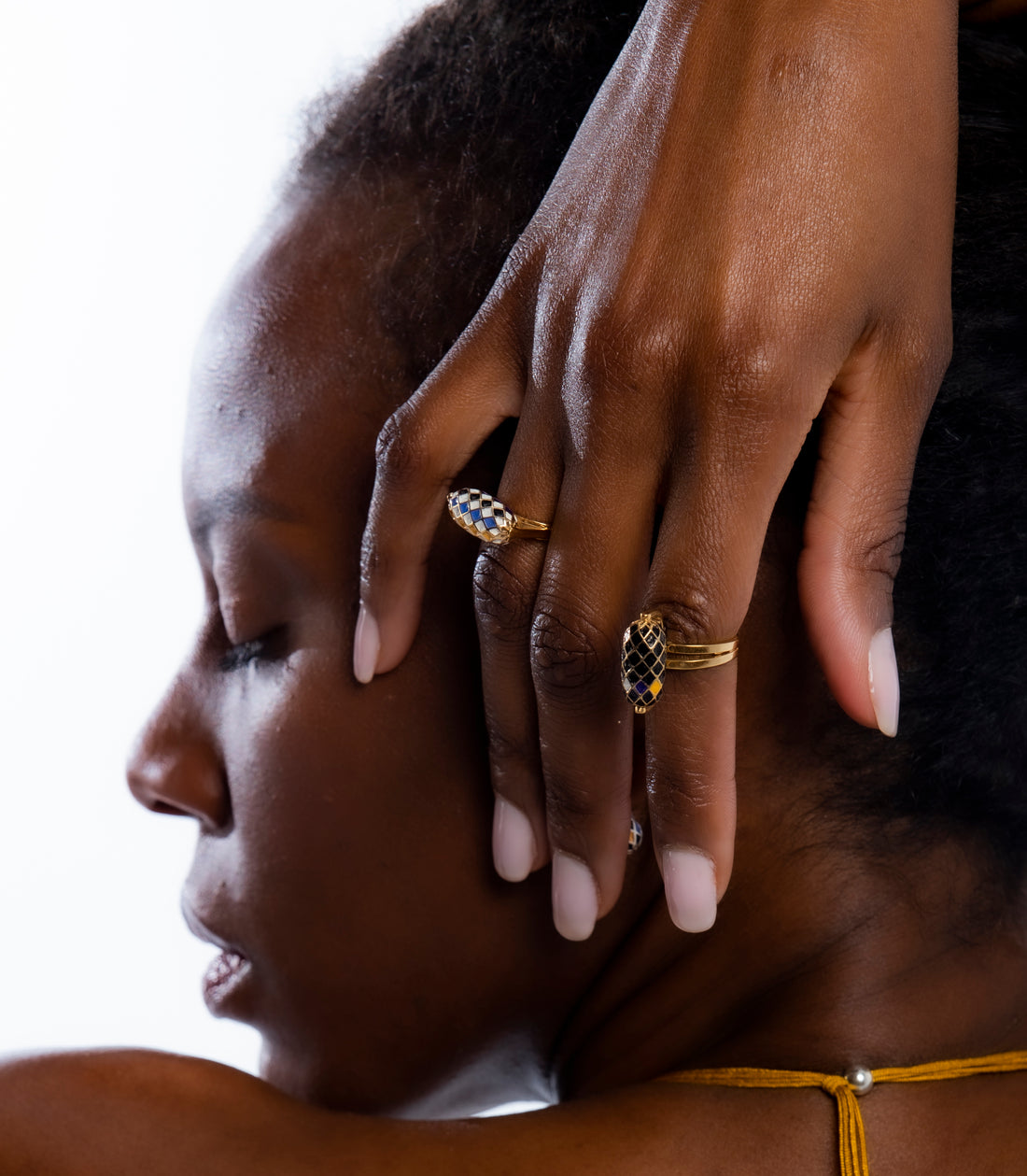 ATLAS HOLDING THE SKY RING (Gold-Black)