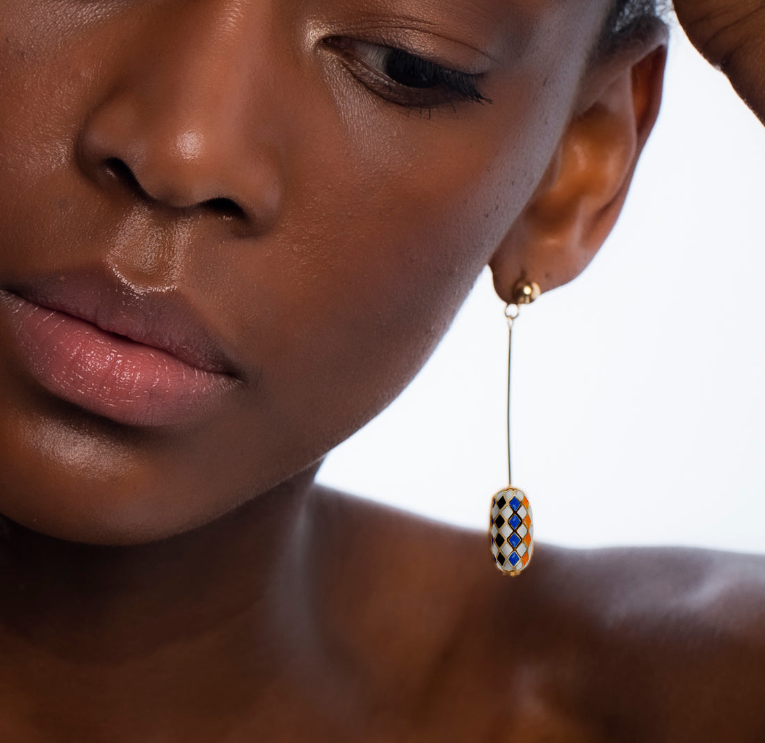 AIR SEED EARRINGS (Gold-Yellow)