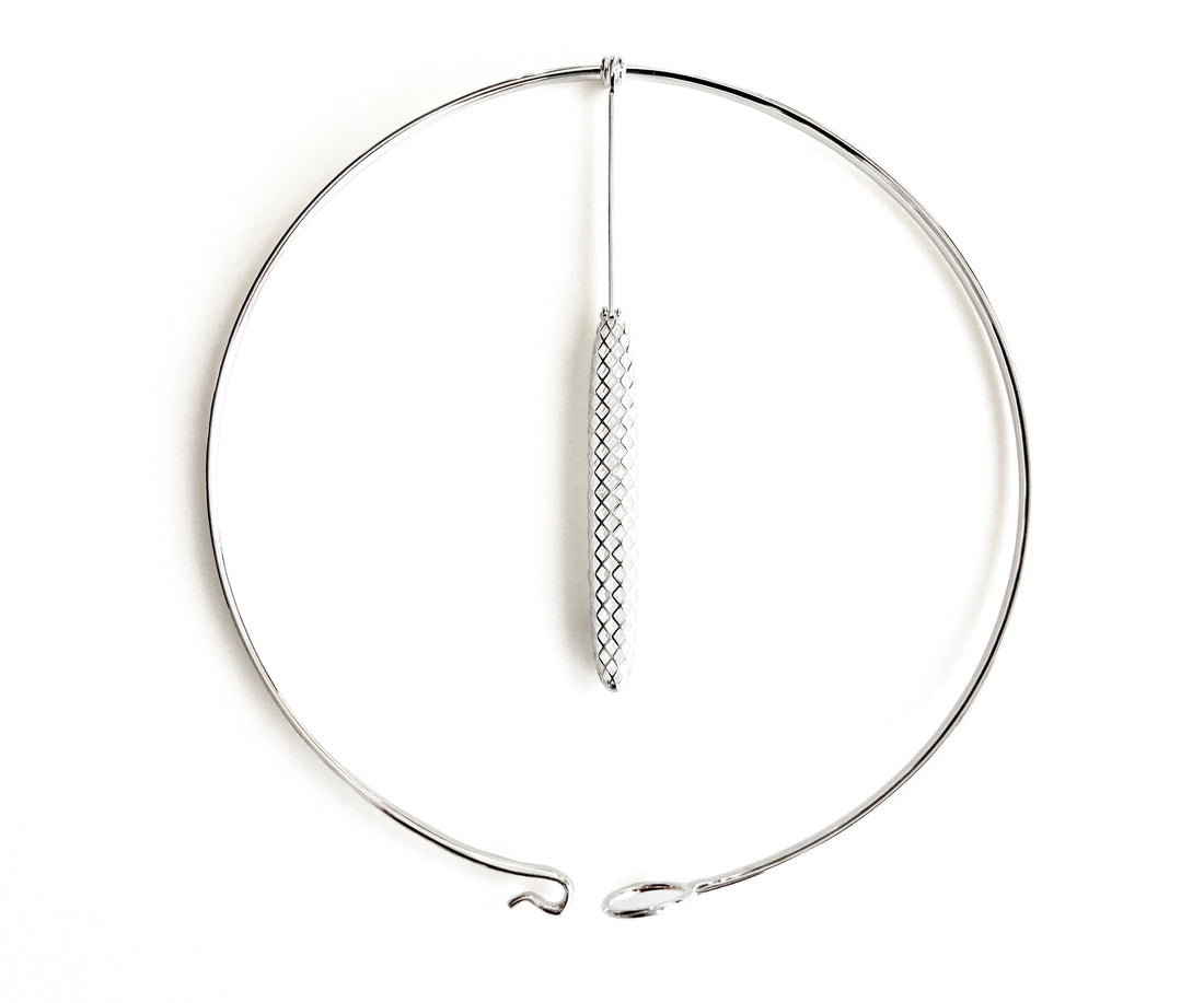 YGDRASILL SEED (The Great Tree Of The World Seed) NECKLACE