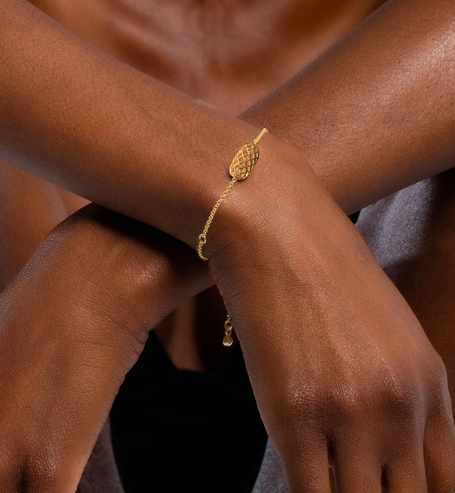 THE ALL IS ONE BRACELET (Gold)